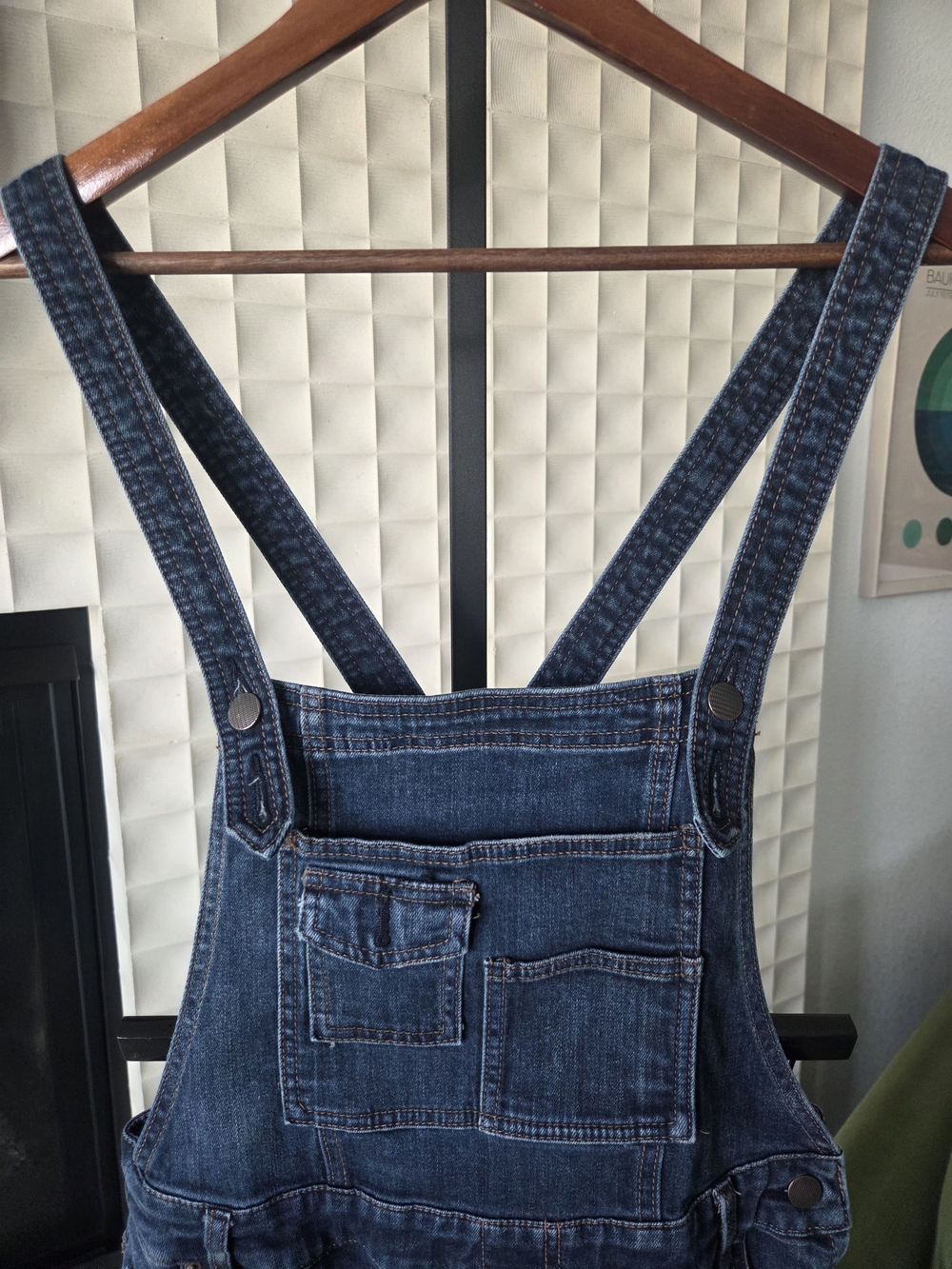 Free People Distressed Denim Overalls Medium Dark Wash Size 27 - 15" W Laid Flat - Picture 3 of 11